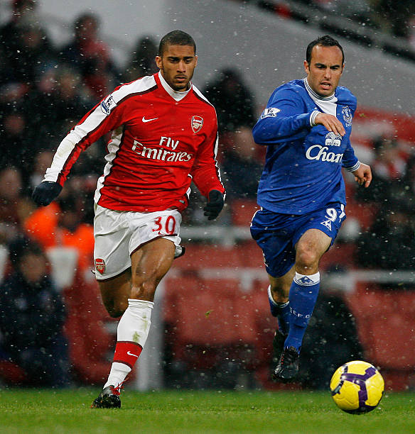 球判罚引发 球判罚引发