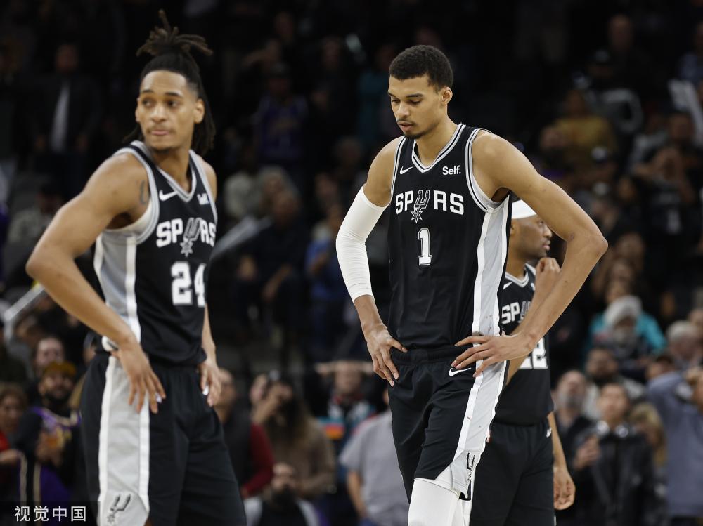 国脚展示了 国脚展示了